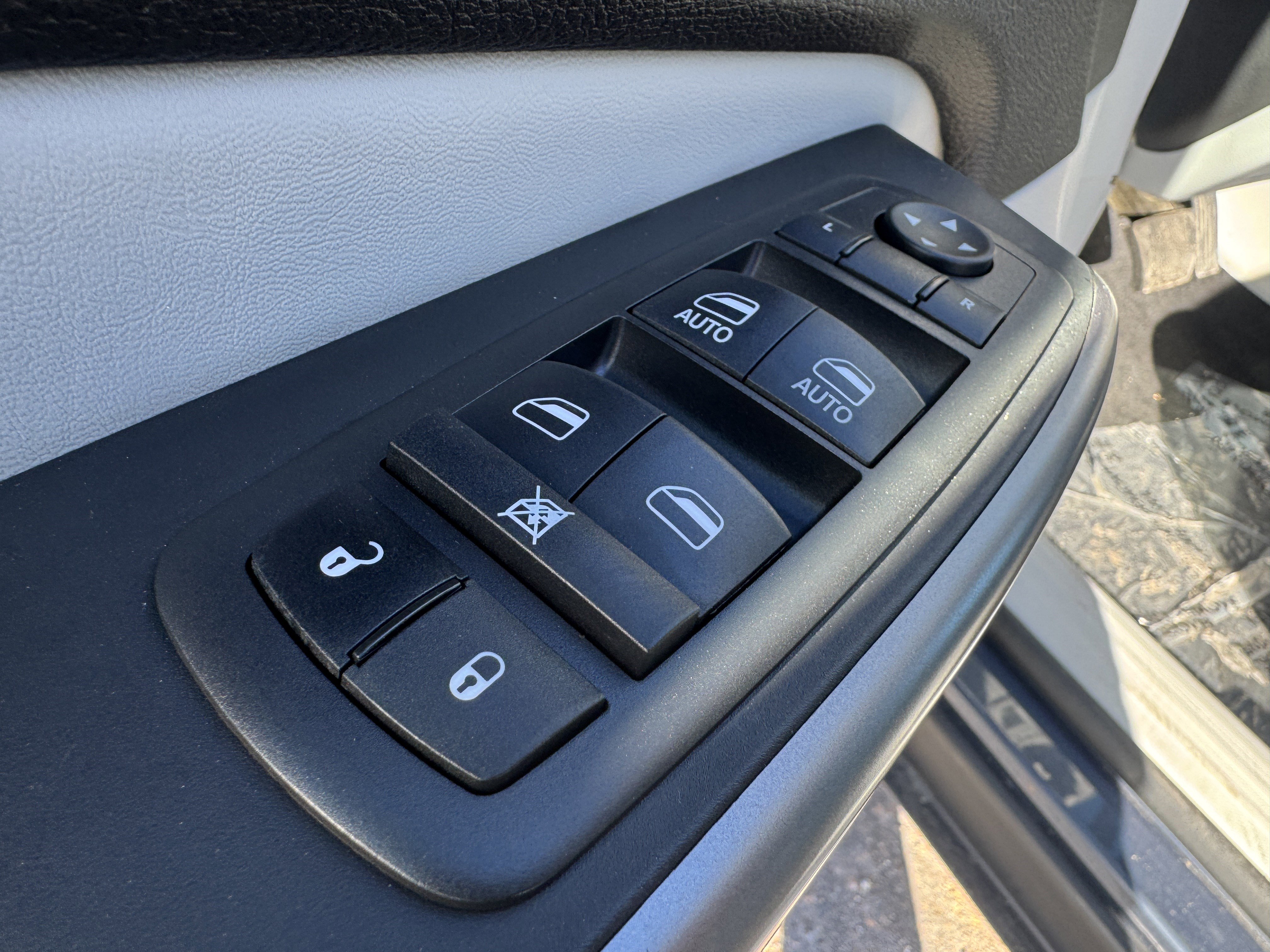 Used 2021 Jeep Cherokee Latitude Lux w/ Trailer Tow Group image 10