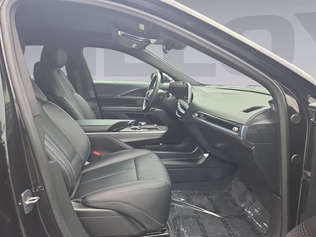 Certified 2024 Cadillac Lyriq Luxury w/ LPO, Floor Liner Package AWD/4WD image 17