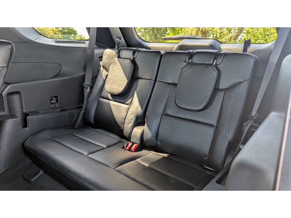 Used 2020 Ford Explorer ST w/ Premium Technology Package image 17