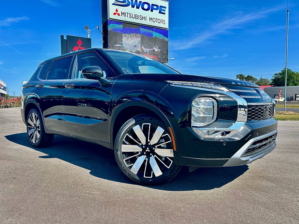 New 2025 Mitsubishi Outlander SE