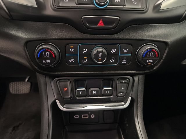 Used 2020 GMC Terrain SLE w/ Driver Convenience Package AWD/4WD image 17