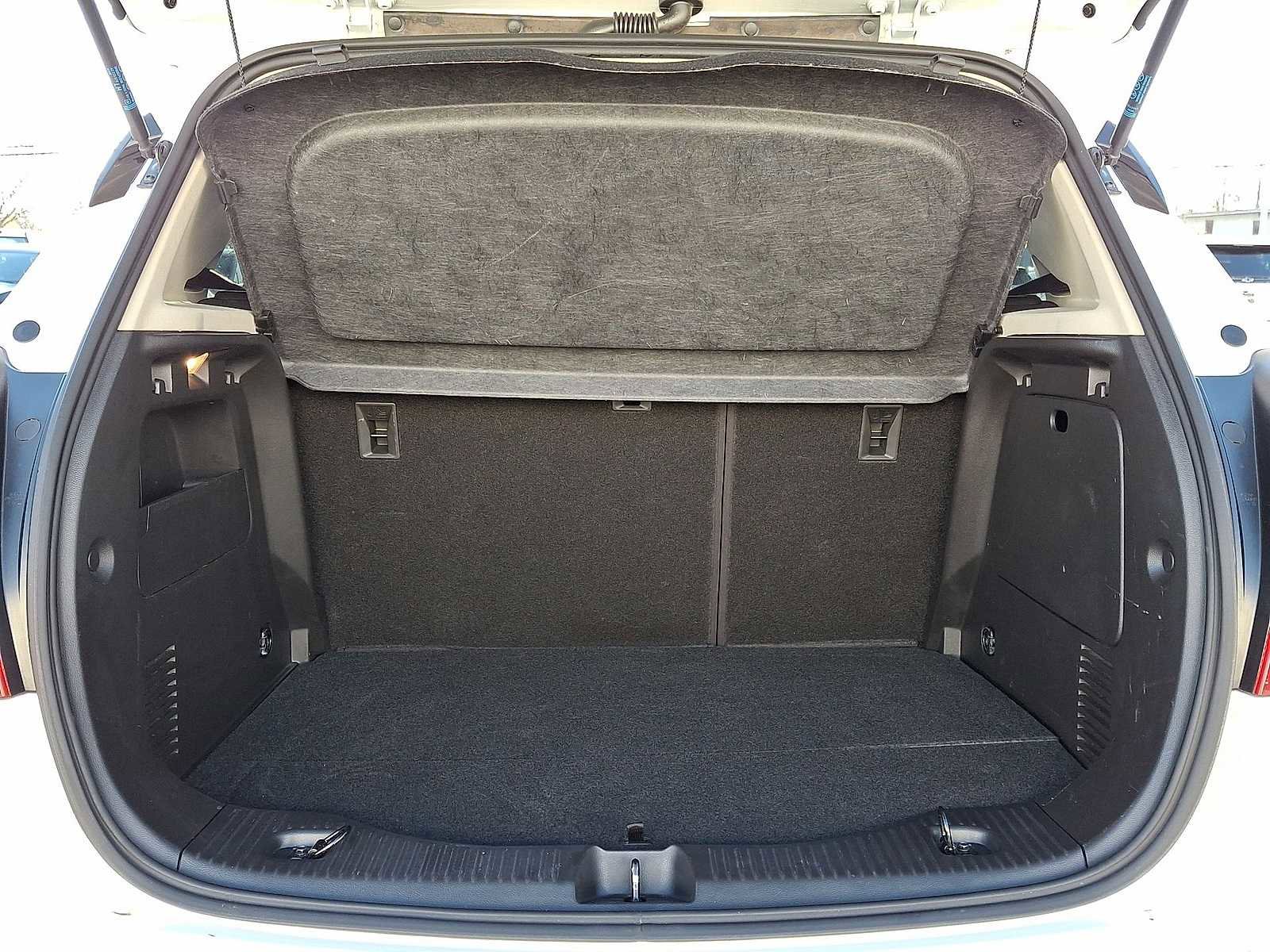 Used 2022 Buick Encore Preferred w/ Safety Package image 29