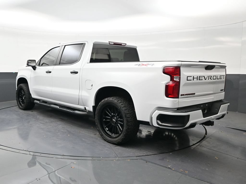 Used 2024 Chevrolet Silverado 1500 RST w/ Redline Edition AWD/4WD image 3