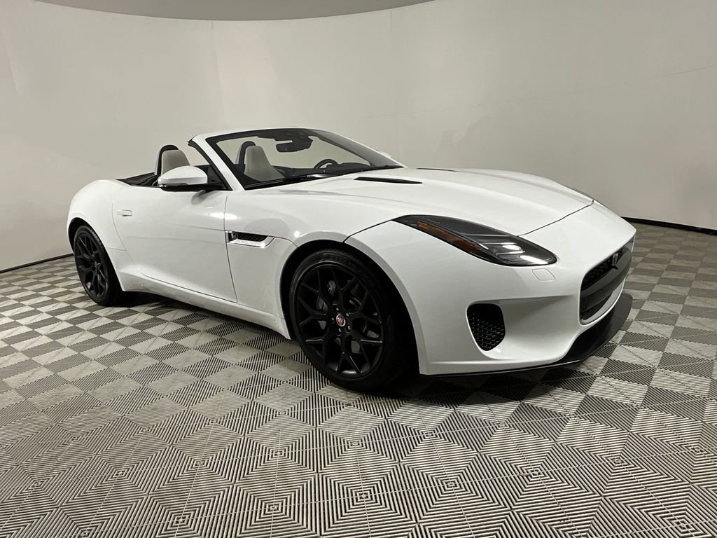 Used 2020 Jaguar F-TYPE Convertible RWD image 9