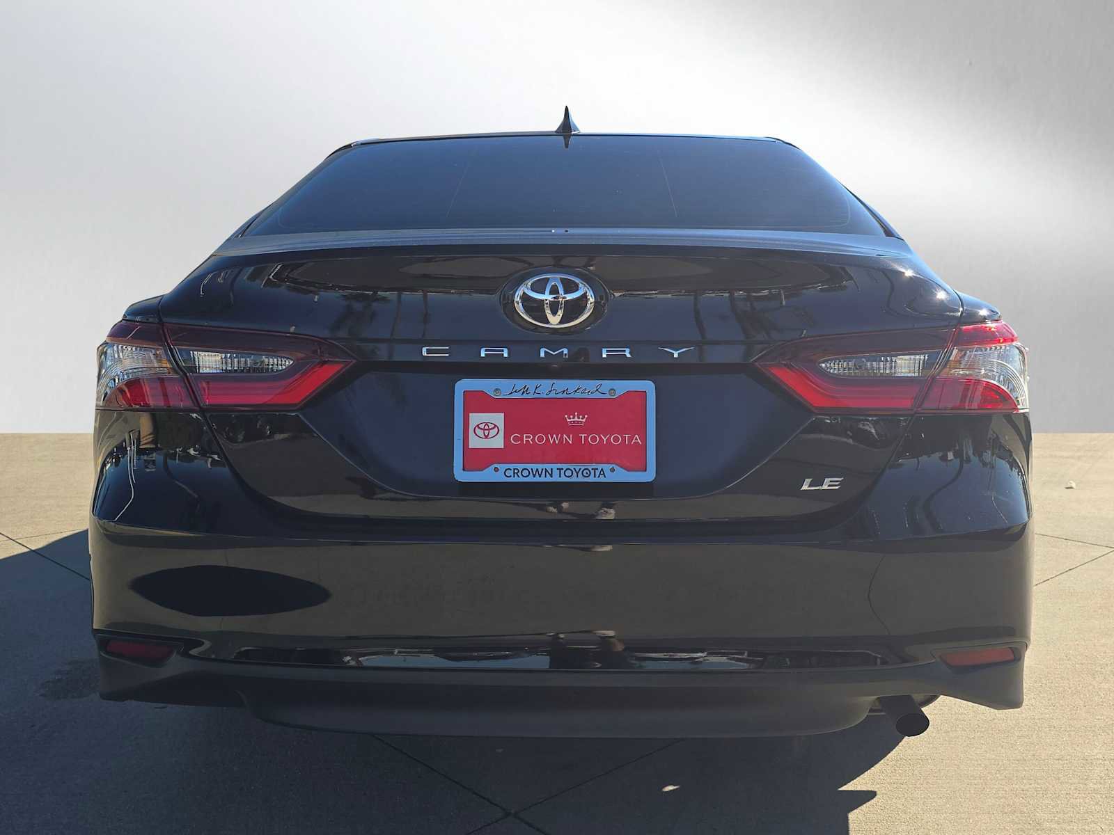 Used 2024 Toyota Camry LE image 4