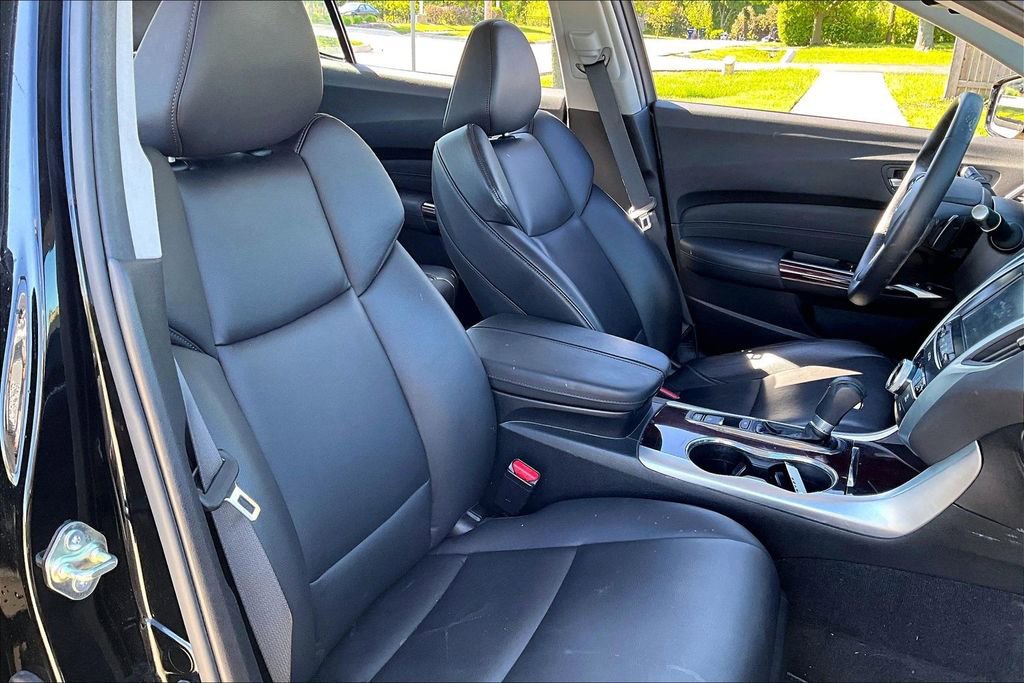 Used 2016 Acura TLX FWD image 25