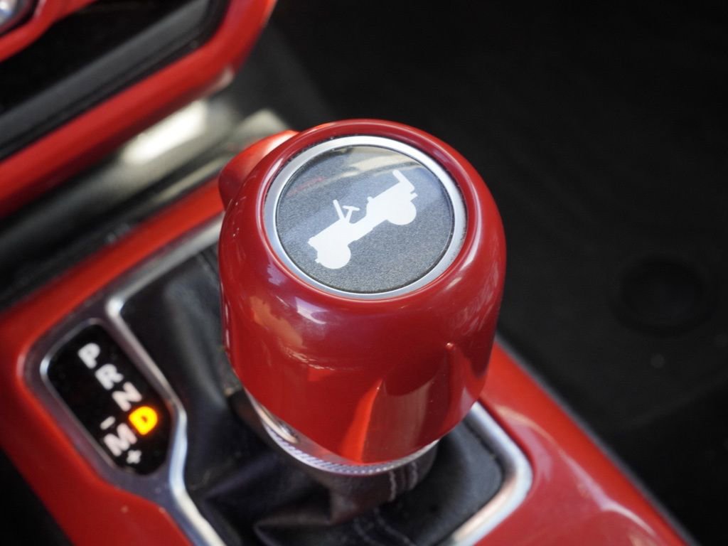 Used 2024 Jeep Wrangler Unlimited AWD/4WD image 17