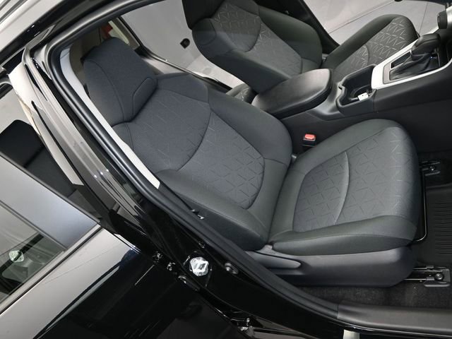 Used 2025 Toyota RAV4 XLE w/ Convenience Package image 16