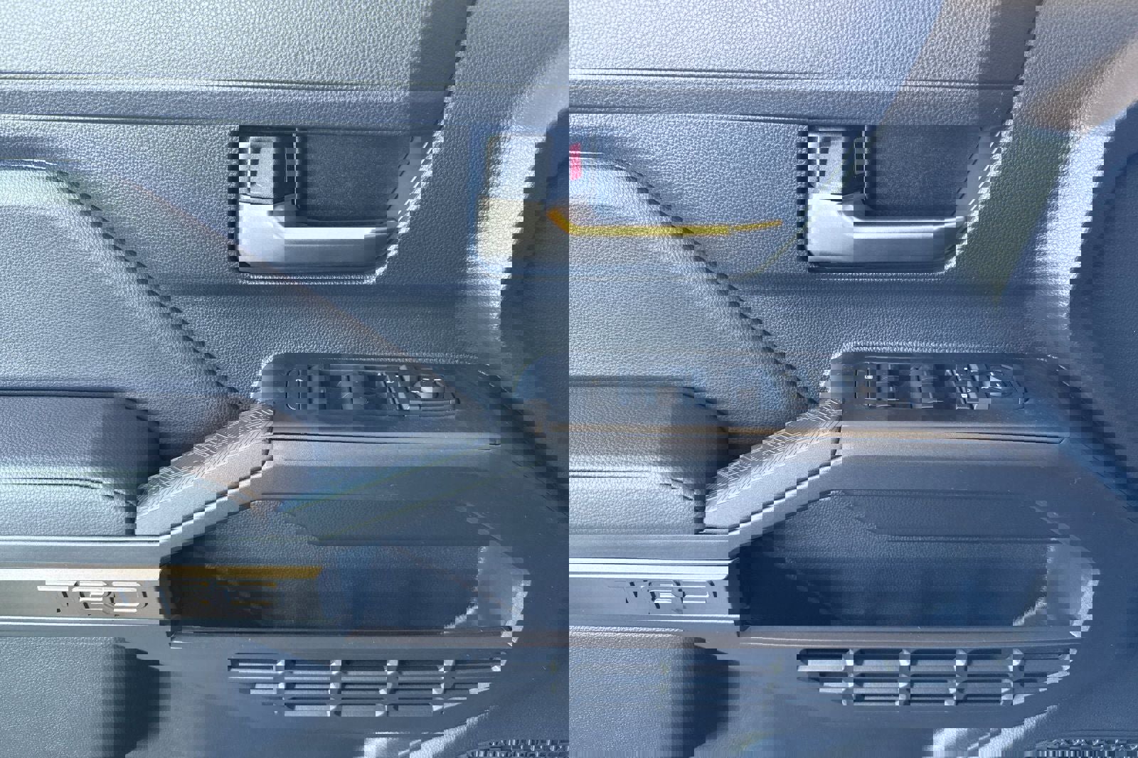 New 2025 Toyota Tacoma TRD Off-Road image 12