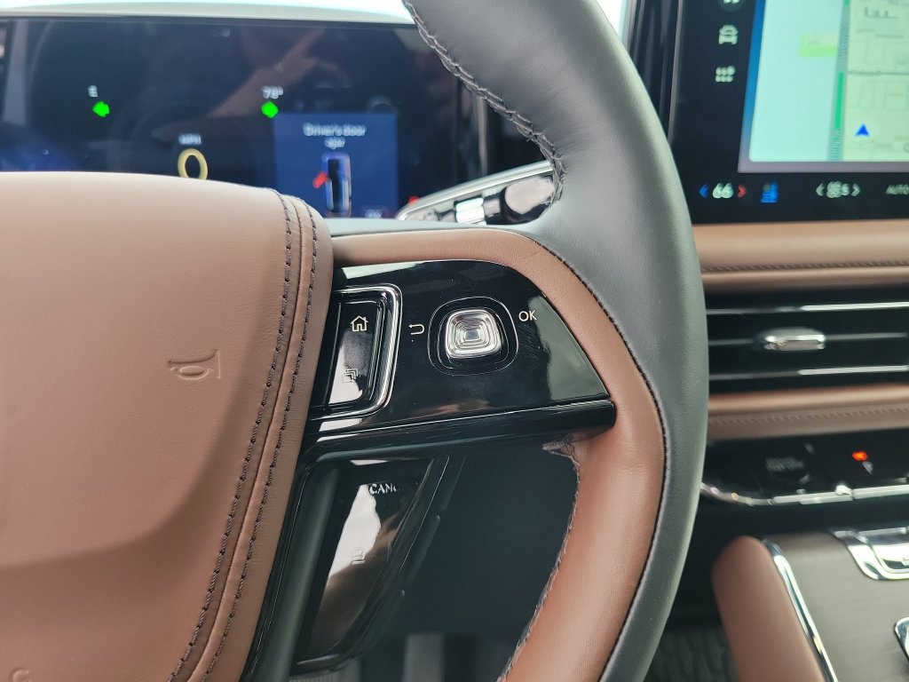 New 2027 Lincoln Aviator Reserve AWD/4WD image 26