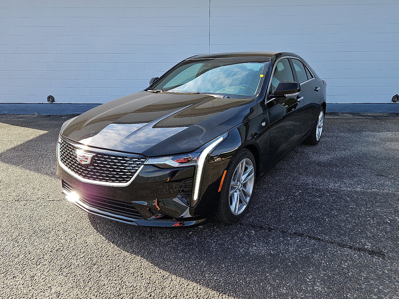 New 2026 Cadillac CT4 Luxury image 1