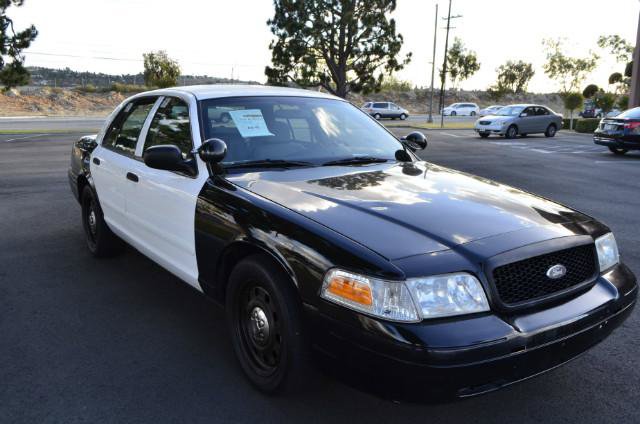Used 2008 Ford Crown Victoria Police Interceptor RWD image 3