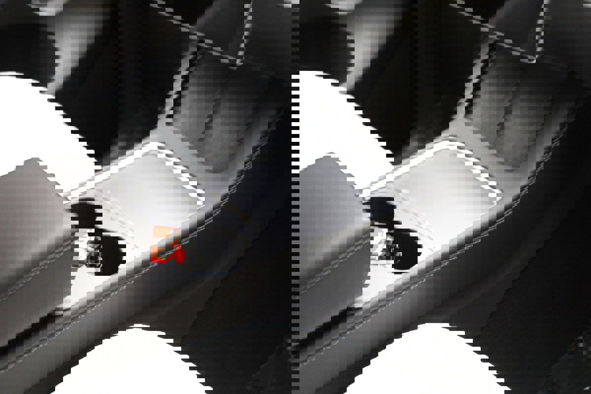 Used 2023 Tesla Model Y Long Range image 19