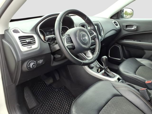 Used 2020 Jeep Compass Latitude w/ Popular Equipment Group image 17