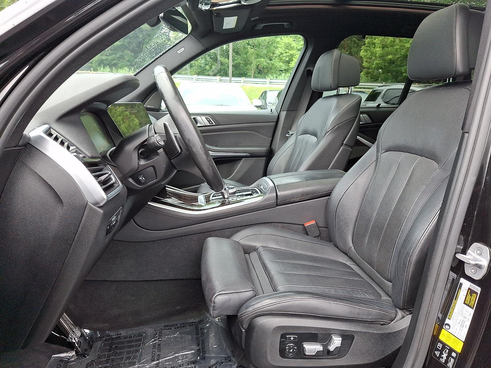 Used 2019 BMW X5 xDrive40i w/ M Sport Package AWD/4WD image 15