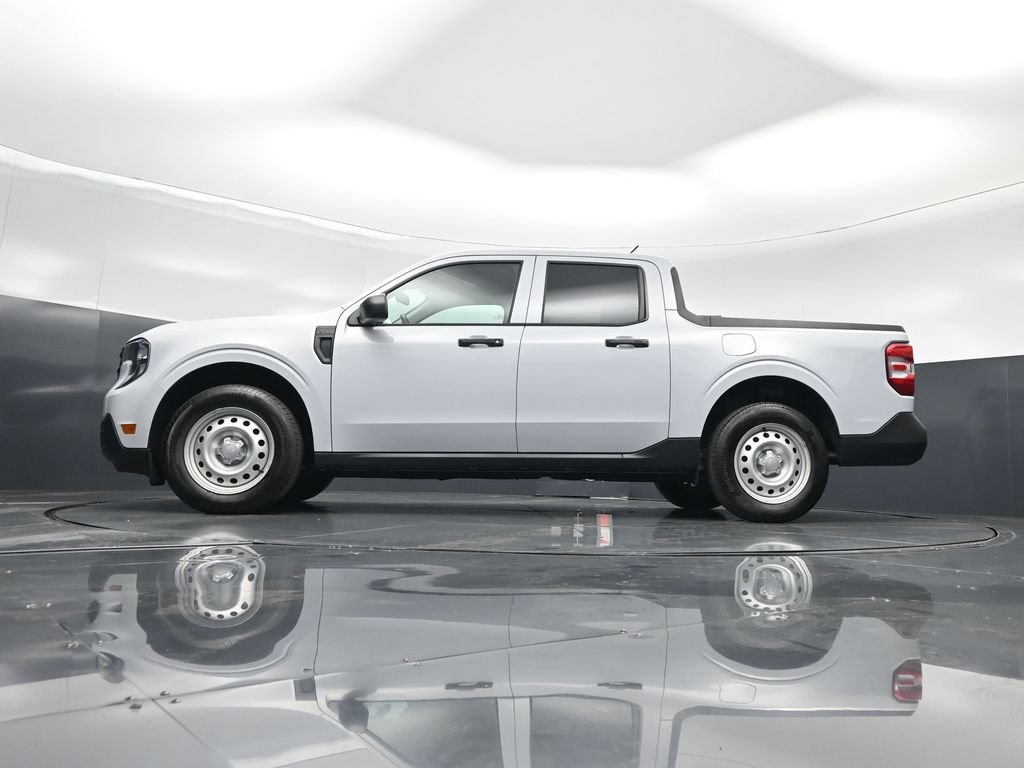 Certified 2025 Ford Maverick XL FWD image 47