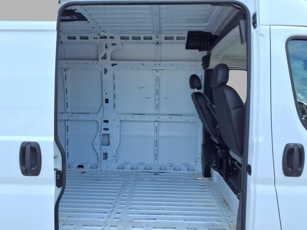 Used 2025 RAM ProMaster 3500 w/ Convenience Group FWD image 22