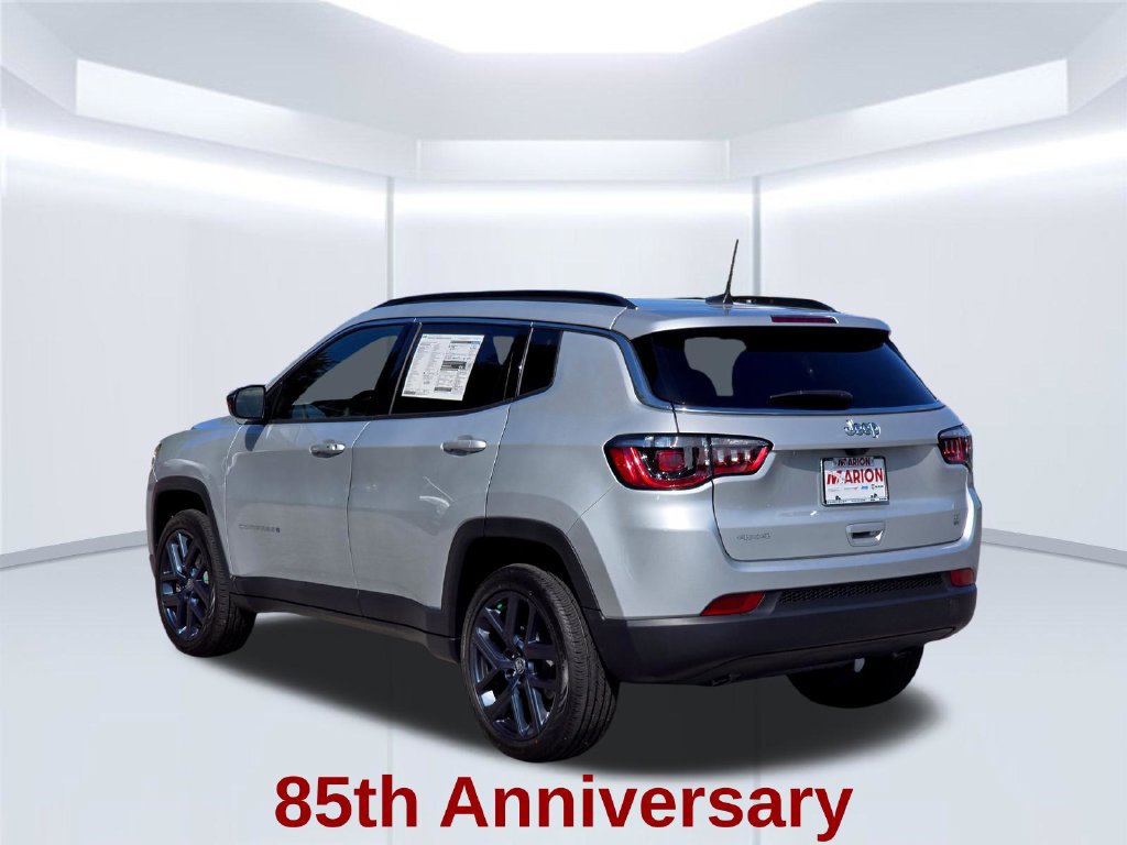 New 2026 Jeep Compass Latitude AWD/4WD image 18