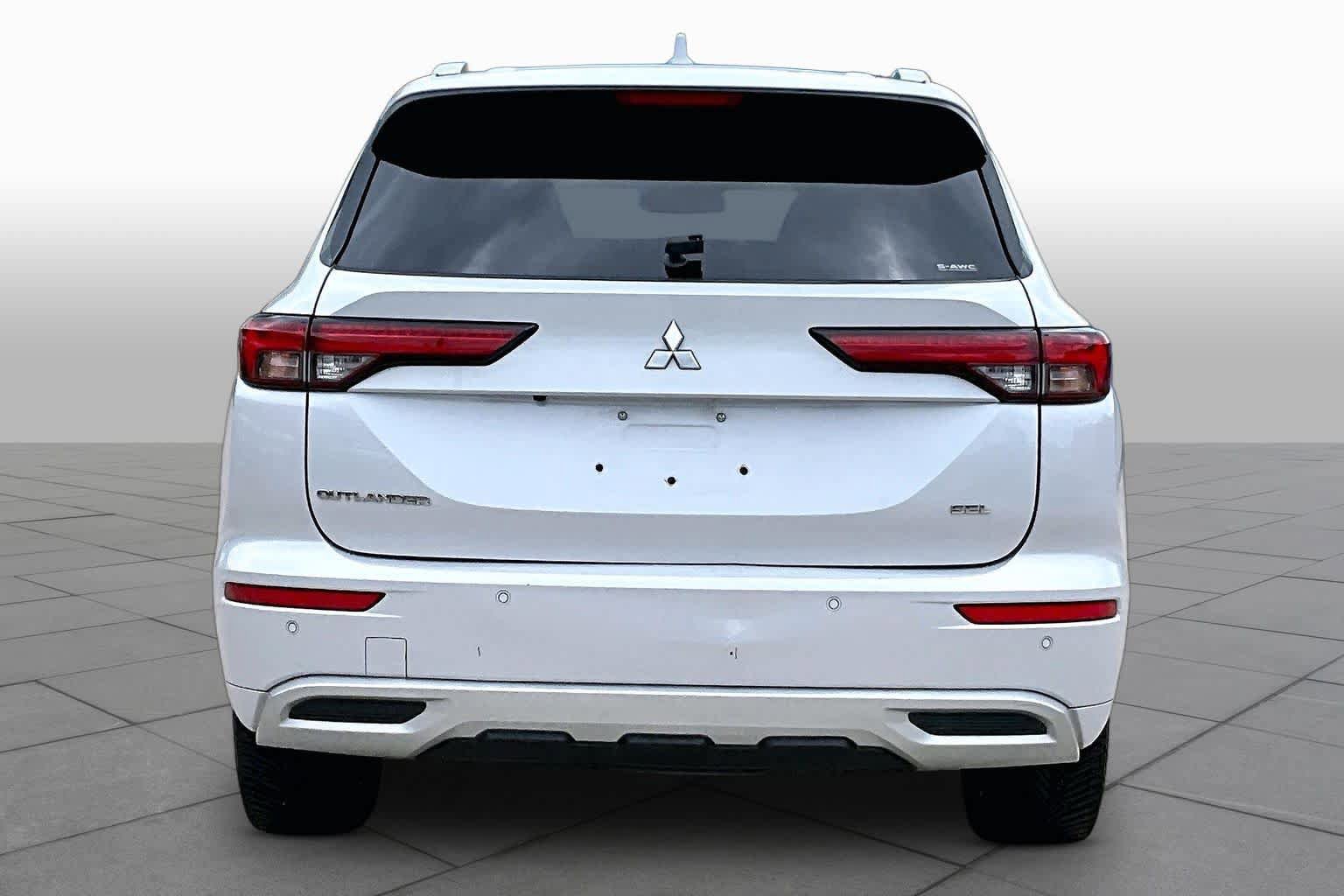 Used 2022 Mitsubishi Outlander SEL image 5