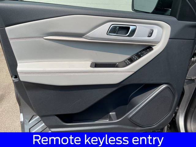 New 2026 Ford Explorer Active w/ Active Comfort Package AWD/4WD image 10