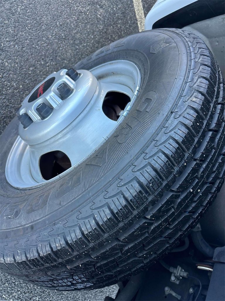 Used 2022 GMC Savana 3500 w/ Power Convenience Package image 12