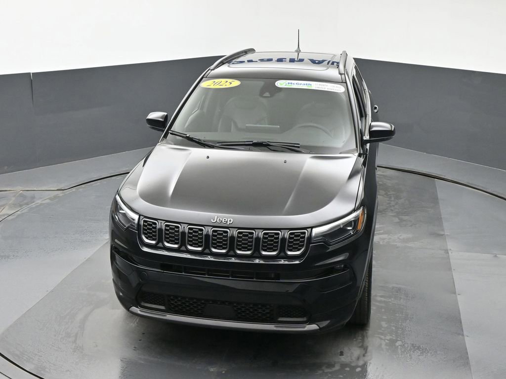 Used 2025 Jeep Compass Limited w/ High Altitude Package image 25