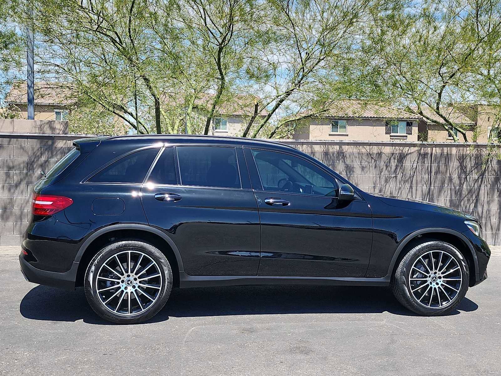 Used 2018 Mercedes-Benz GLC 300 image 10
