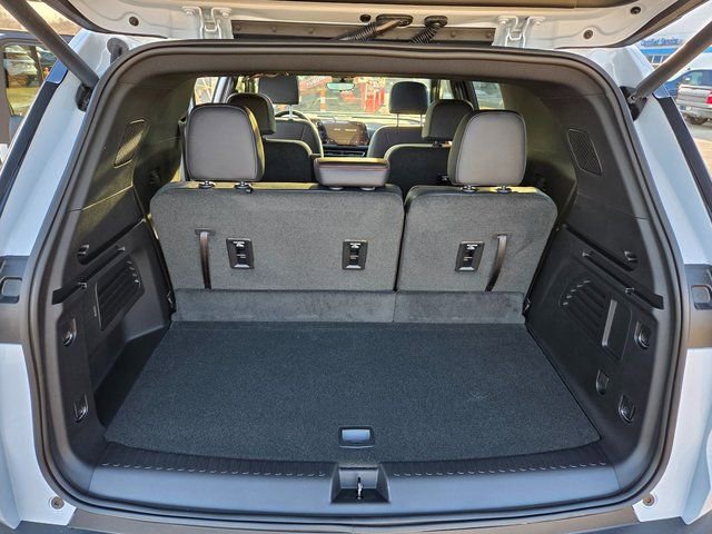 New 2026 Chevrolet Traverse Z71 w/ Enhanced Driving Package image 14