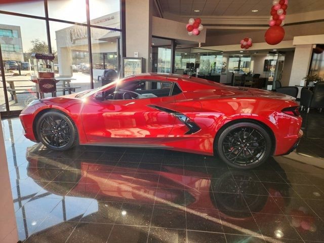 Used 2024 Chevrolet Corvette Stingray Preferred Conv w/ 2LT image 11
