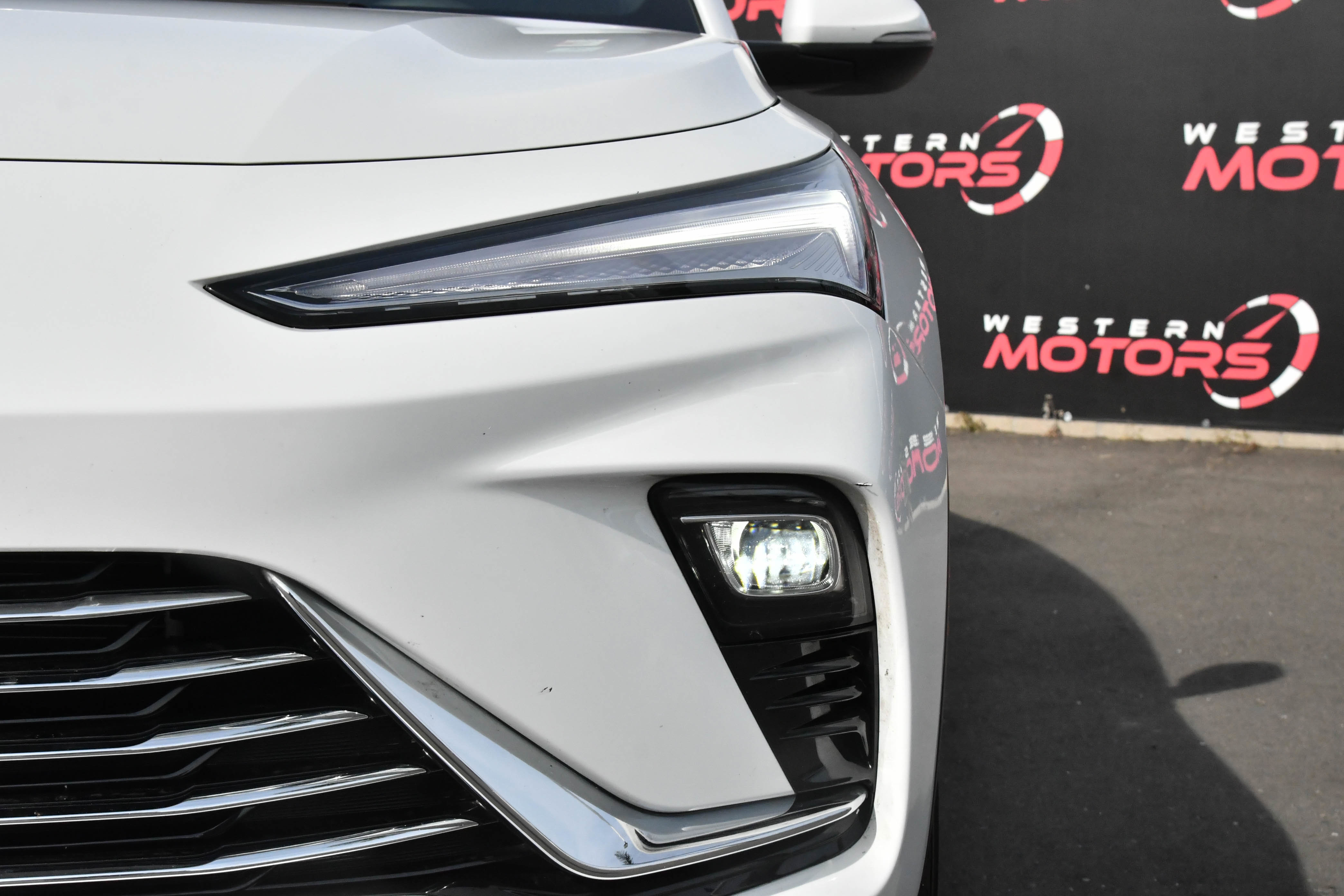 Used 2025 Buick Envista Preferred image 11