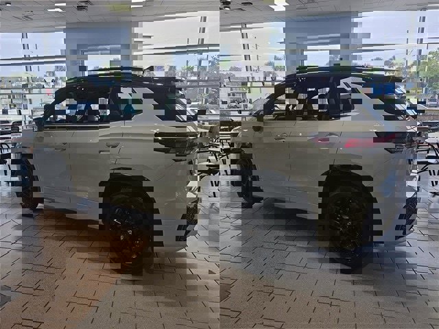 New 2026 Volkswagen Tiguan SE R-Line image 8