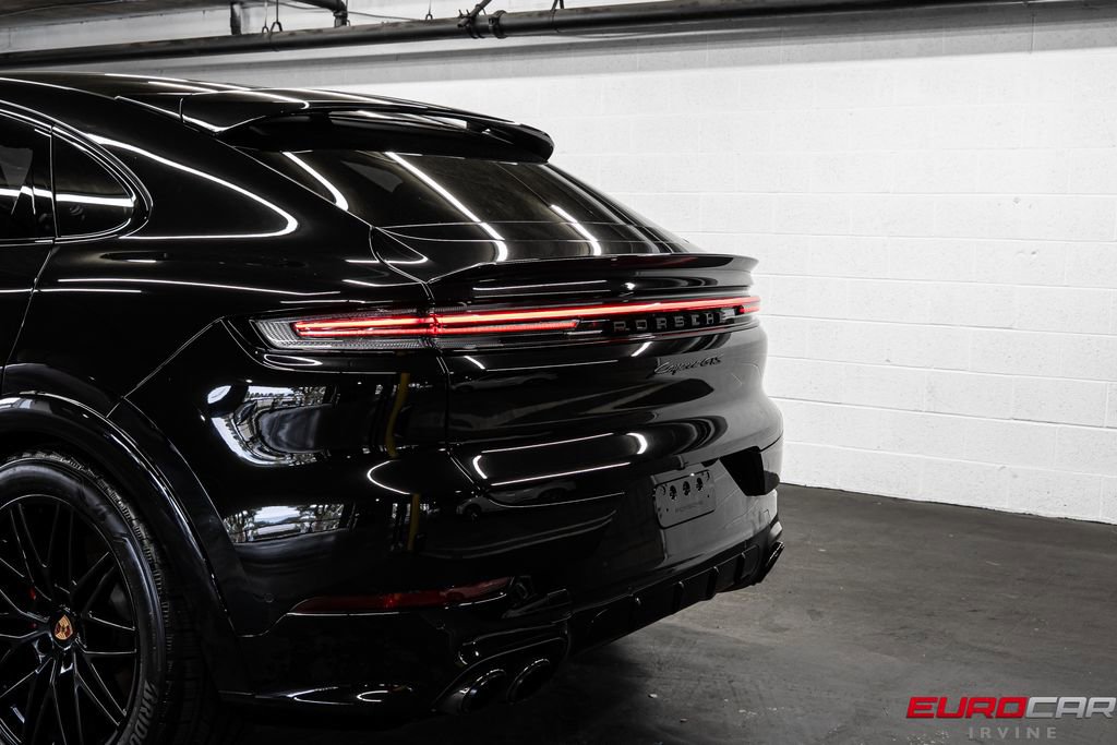 Used 2025 Porsche Cayenne GTS image 13