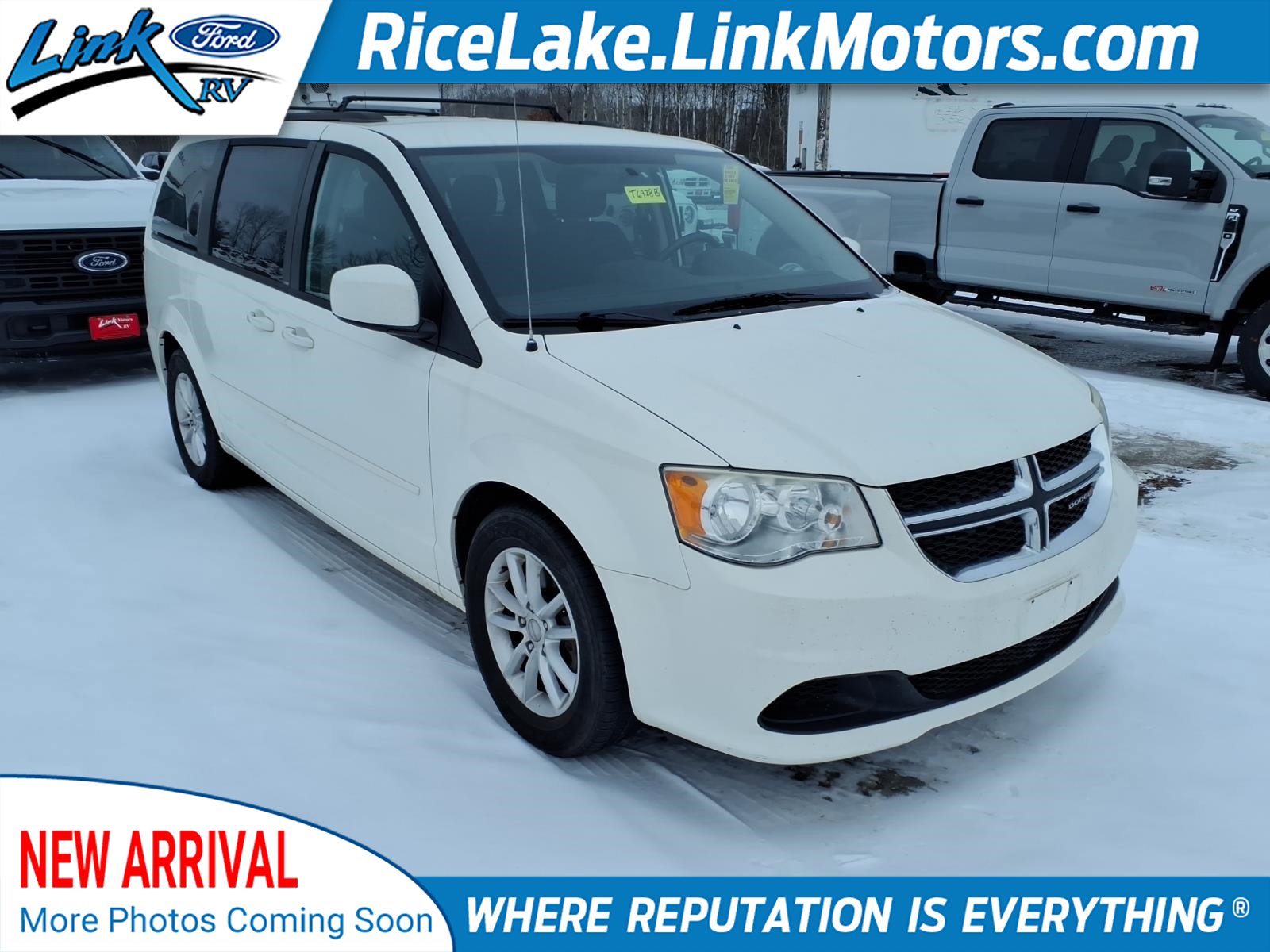 Used 2013 Dodge Grand Caravan SXT w/ Rear Park Assist Pkg image 1