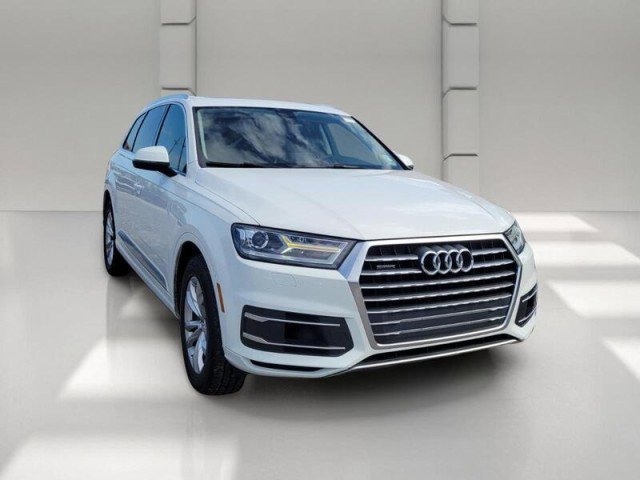 Used 2018 Audi Q7 3.0T Premium Plus w/ Premium Plus Package AWD/4WD image 3