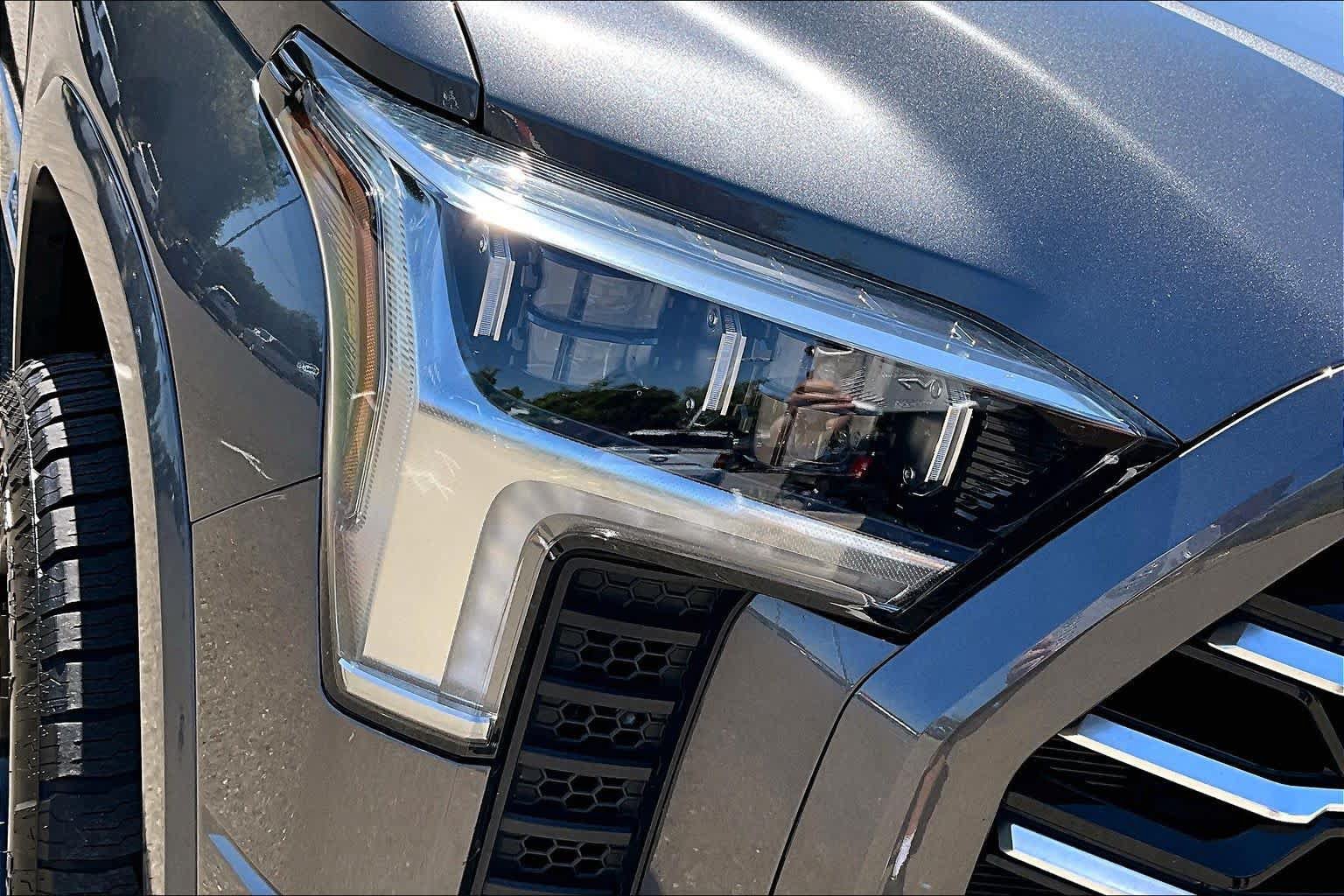 Used 2024 Toyota Tundra Capstone AWD/4WD image 27
