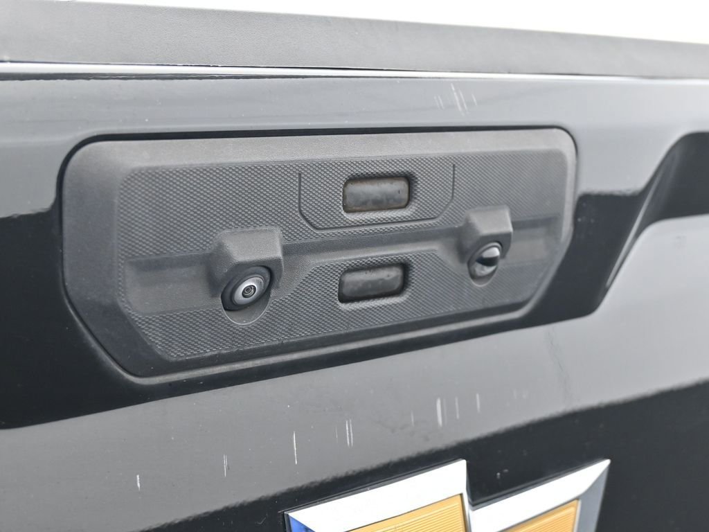Used 2023 Chevrolet Silverado 1500 Custom image 35