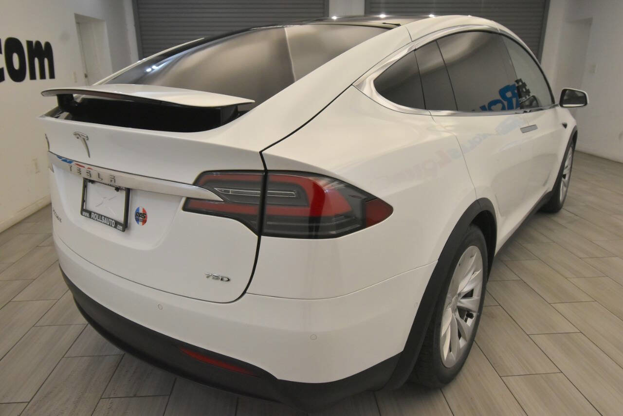 Used 2017 Tesla Model X 75D image 5