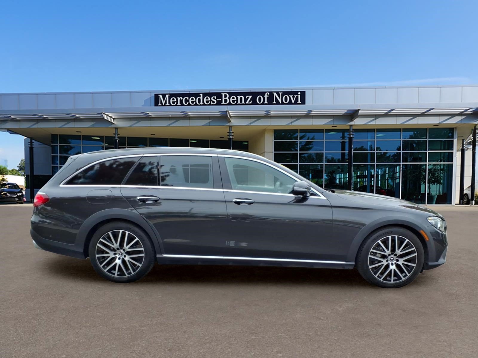 Used 2022 Mercedes-Benz E 450 4MATIC All-Terrain Wagon image 6