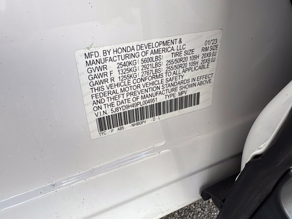 Used 2023 Acura MDX w/ Technology Package FWD image 10