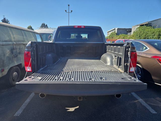 Used 2017 RAM 1500 Express AWD/4WD image 12