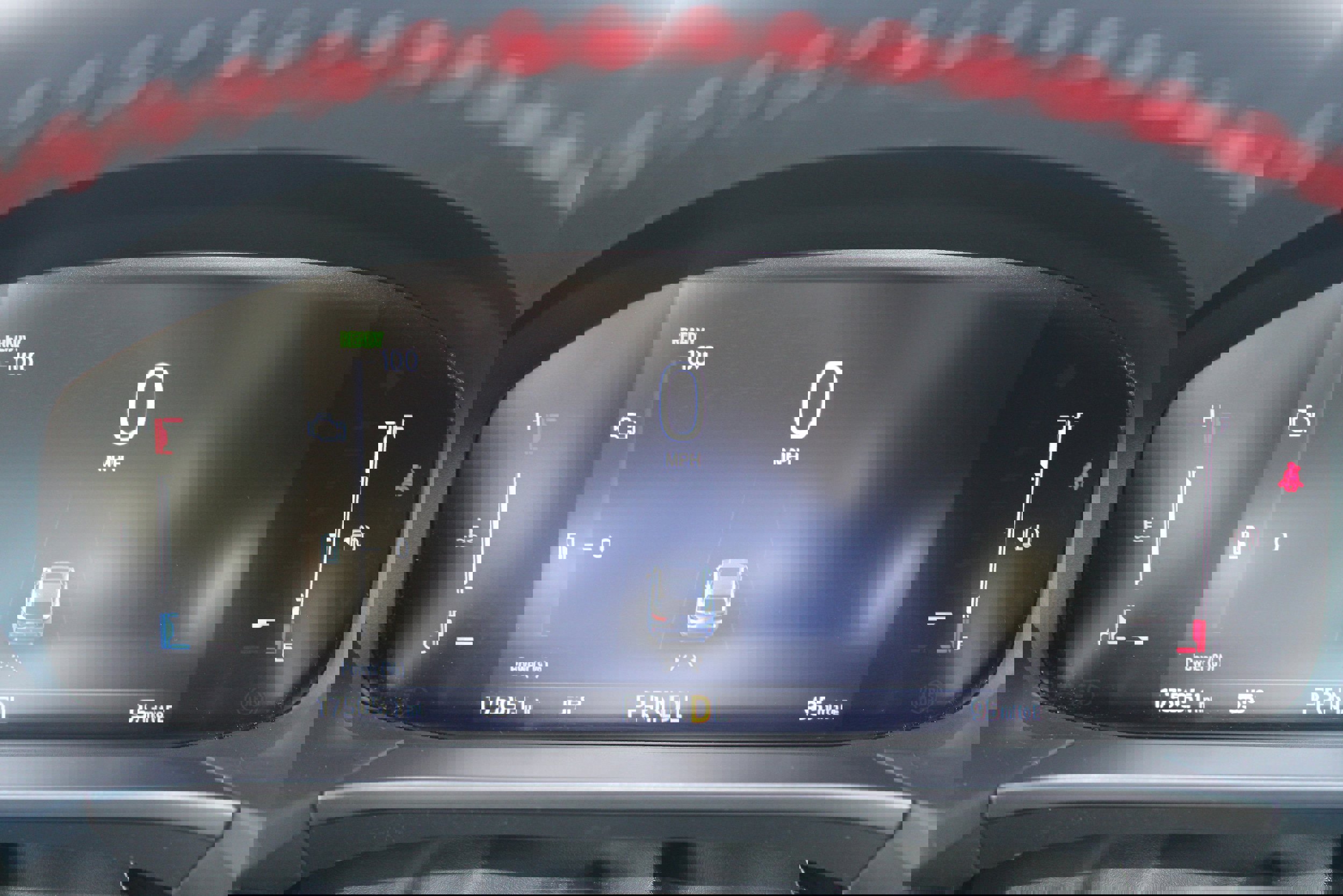 Used 2025 Ford Escape ST-Line Elite w/ Class II Trailer Tow Package image 21