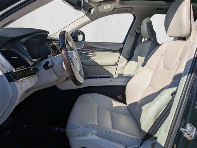Used 2016 Volvo XC90 T6 Momentum w/ Momentum Plus Package image 11