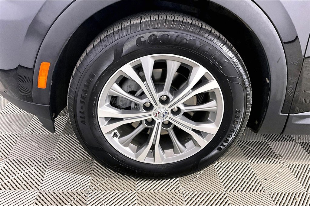 Used 2023 Buick Envision Preferred image 7