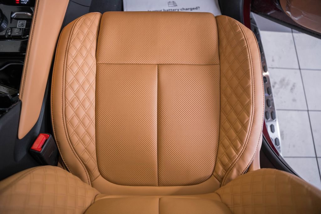 New 2025 Jeep Grand Cherokee Summit image 33