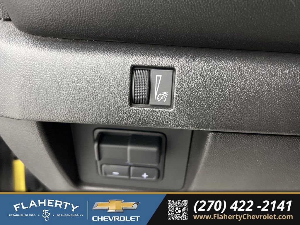 Used 2024 Chevrolet Colorado Trail Boss w/ Technology Package image 22