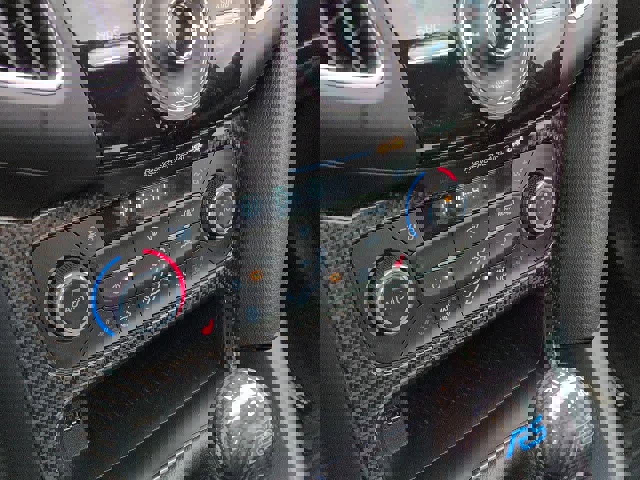 Used 2017 Ford Focus RS image 28