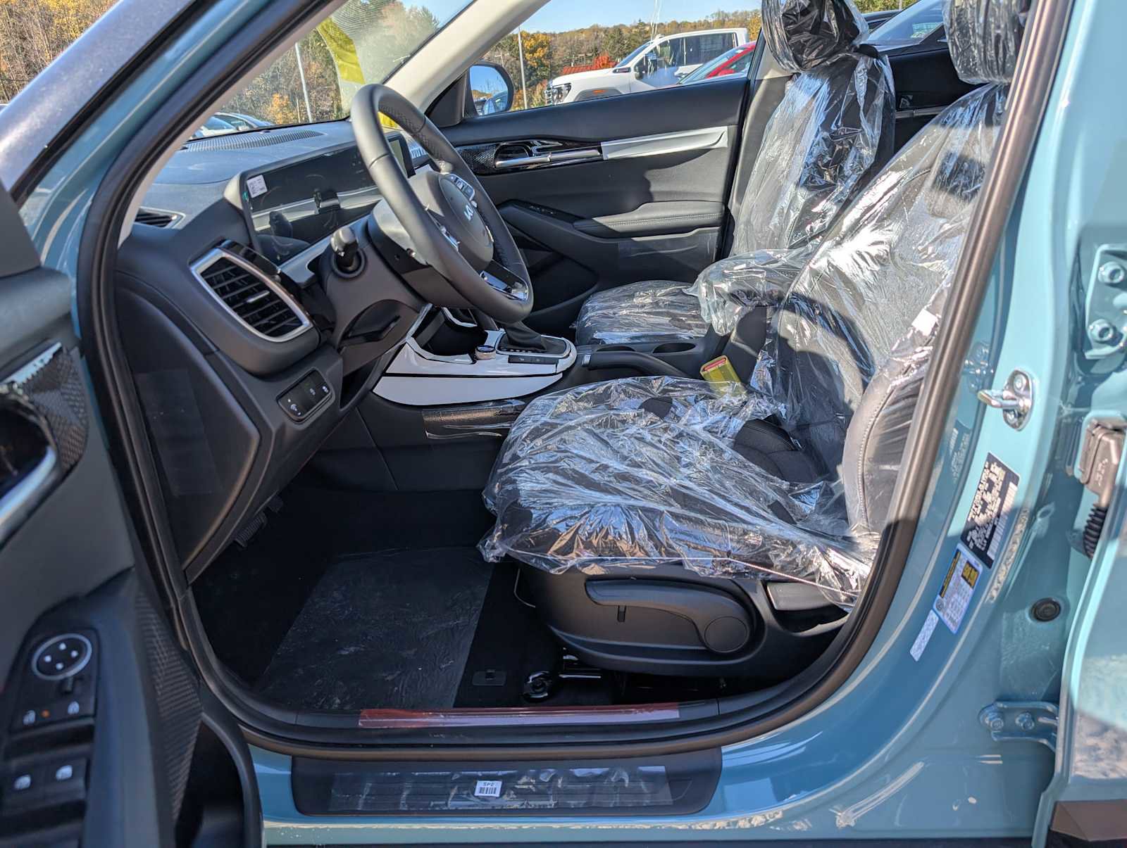 New 2026 Kia Seltos S image 4