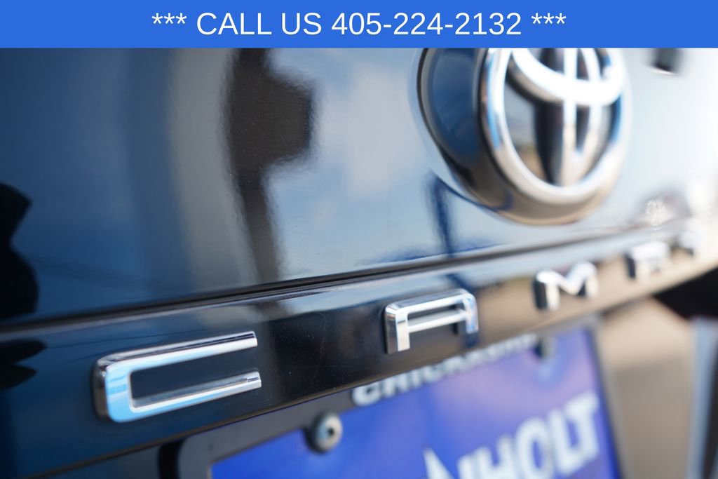 Used 2021 Toyota Camry SE image 7