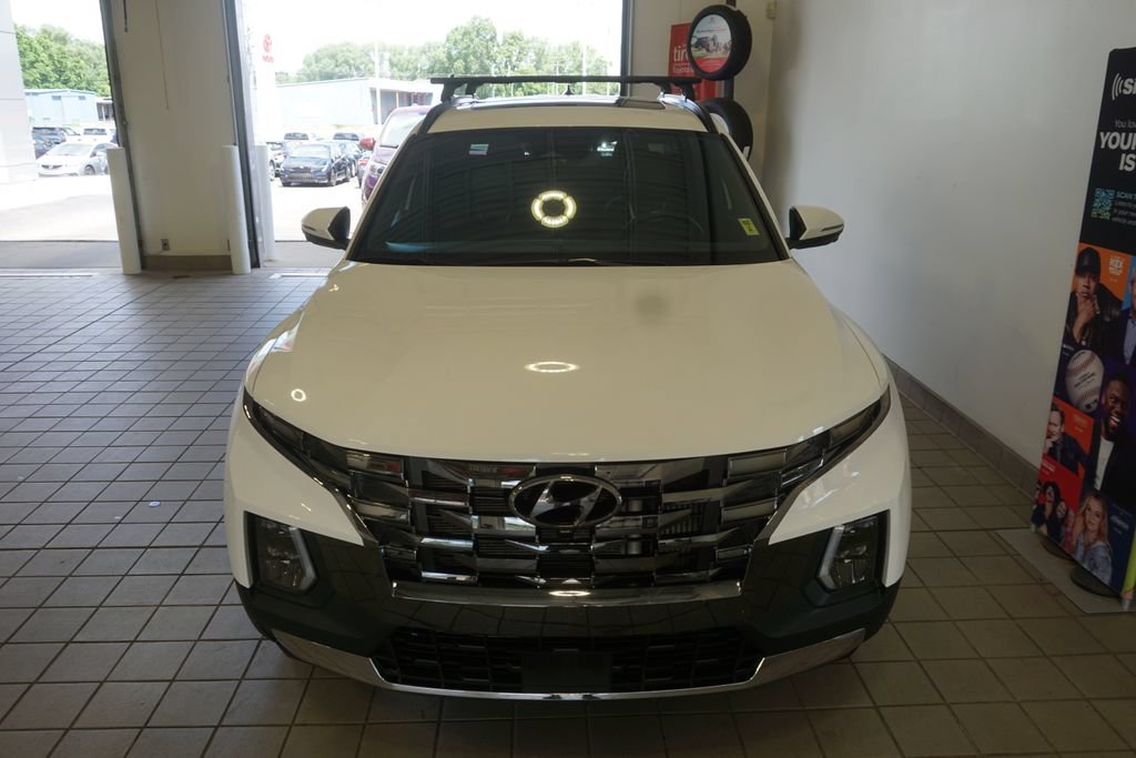 Used 2024 Hyundai Santa Cruz Limited AWD/4WD image 16