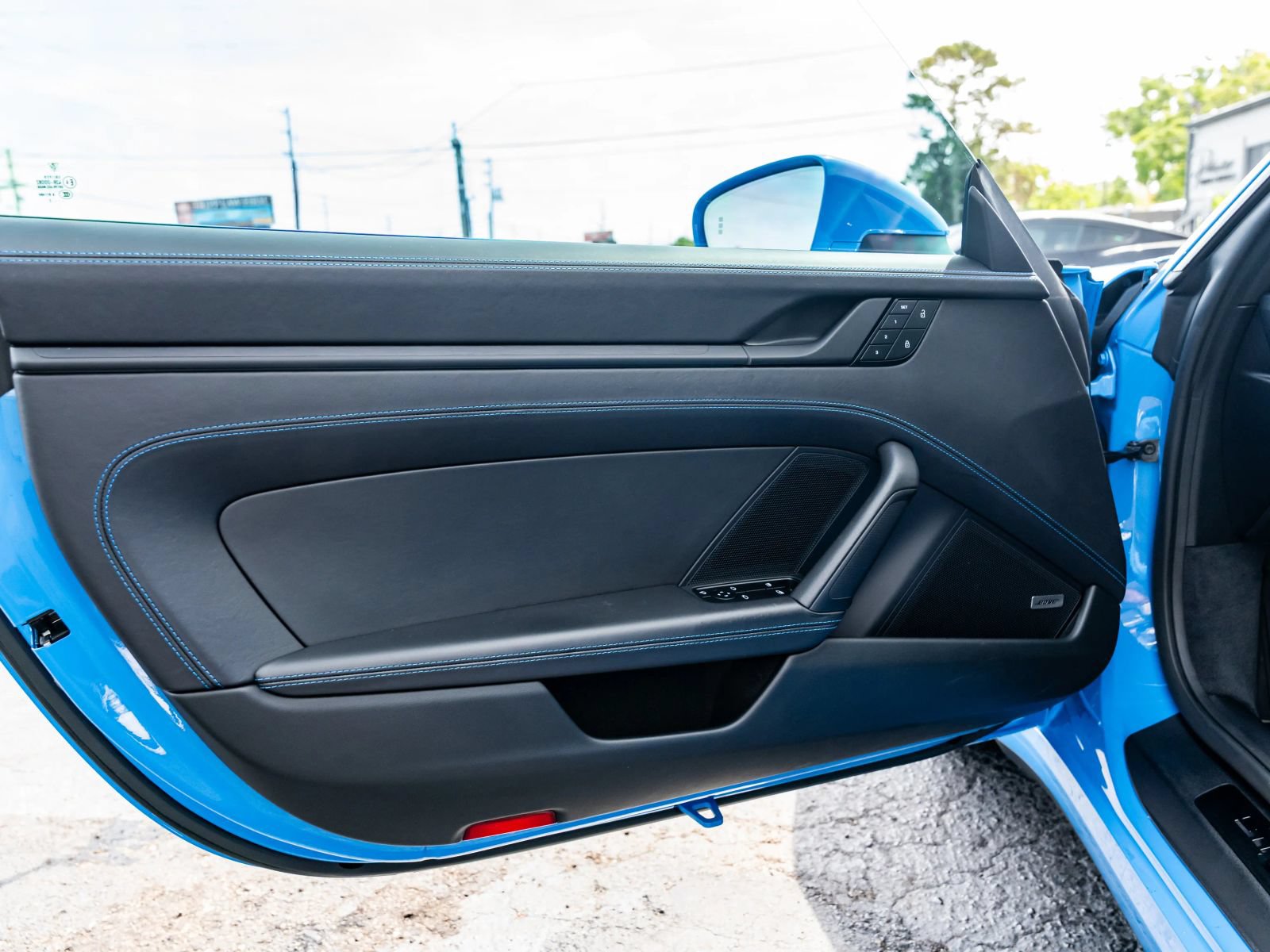 Used 2022 Porsche 911 GT3 RS image 96
